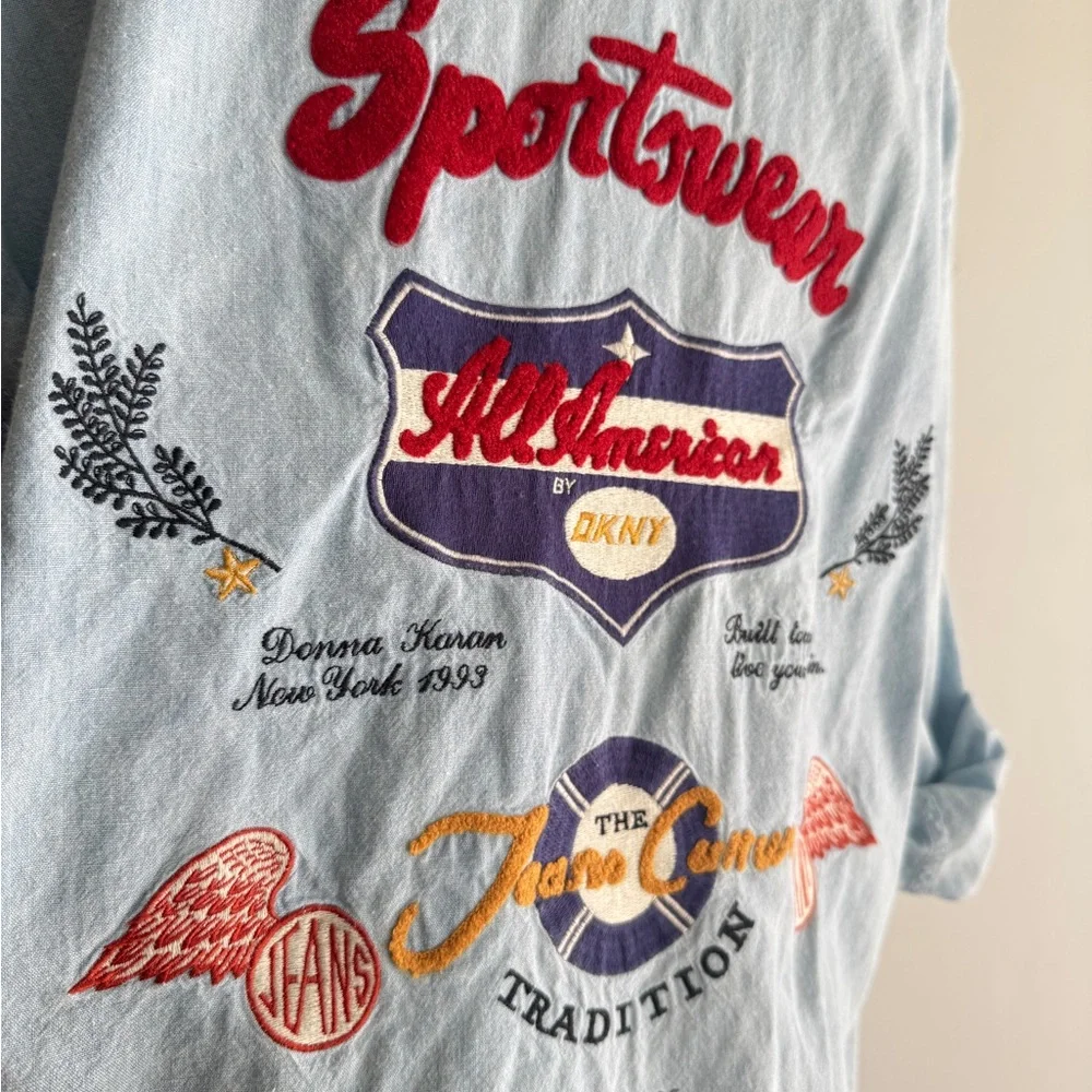 Vintage 90s DKNY Shirt denim chambray embroidered button front - Picture 4 of 9